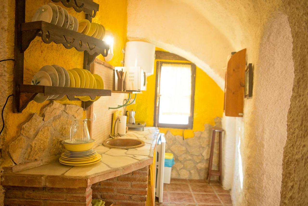 Cuevas De Rolando Guest House Guadix Bagian luar foto